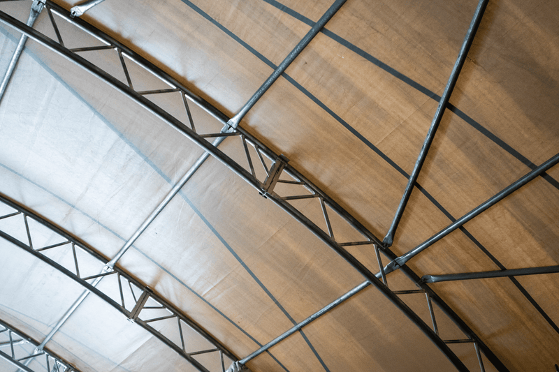 Houer Skuiling - 60ft x 40ft x 20ft (18.3m x 12m x 6m) Geïnstalleer aan die buitekant van houers (Kopie)