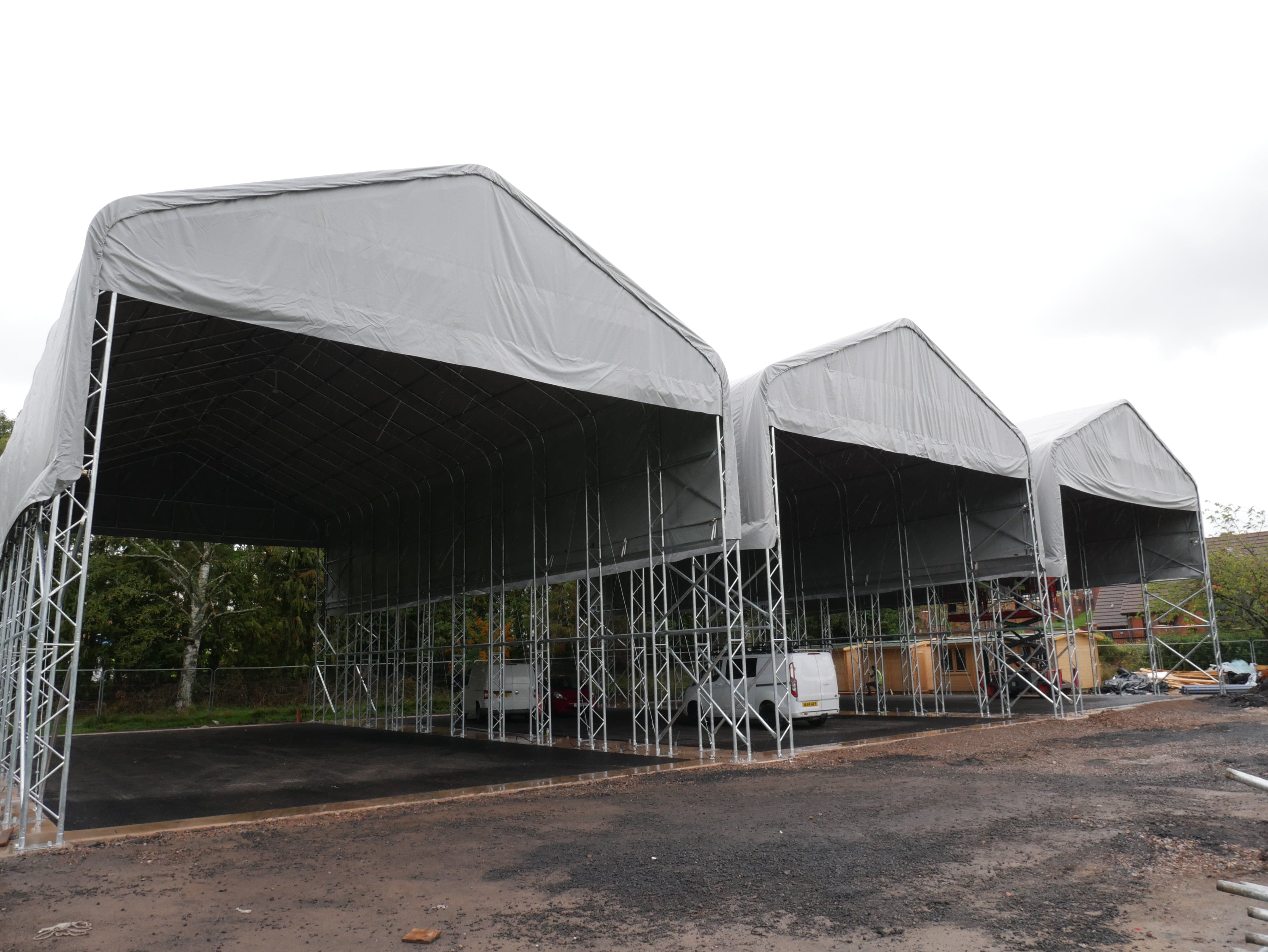 High-roof modular shelters